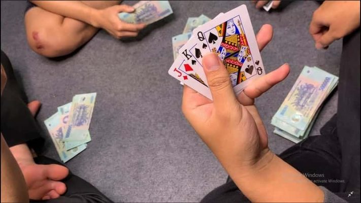 Giới thiệu về Phỏm và Phỏm chéo cánh